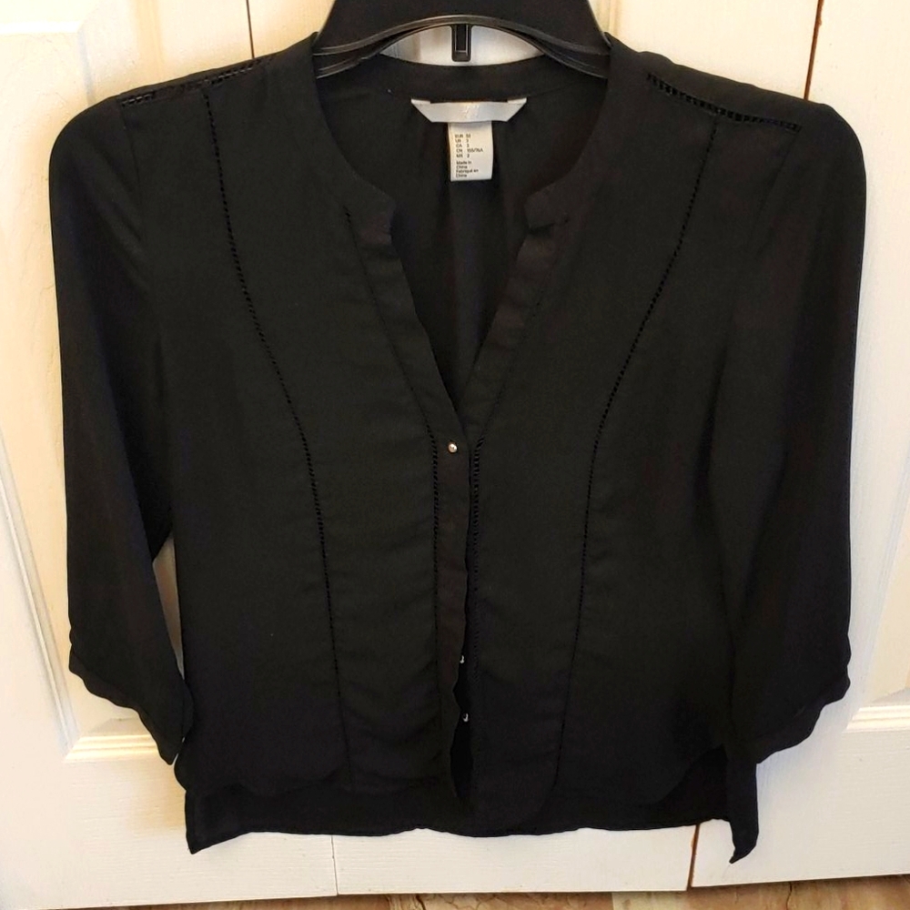 Black dress shirt H & M size 2